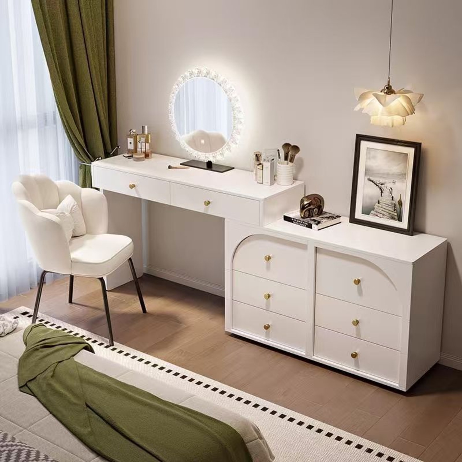 mmexport1765890009323