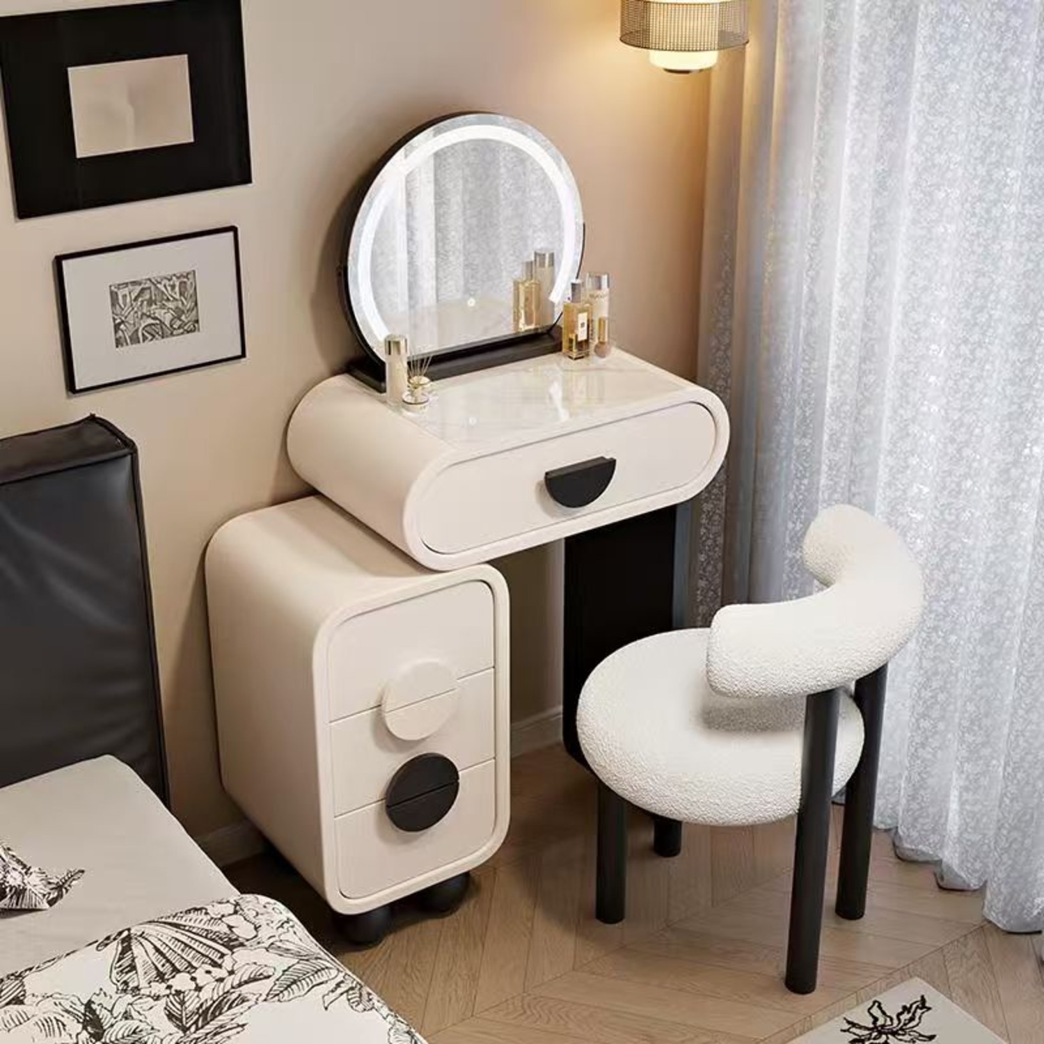 mmexport1765890035216